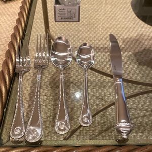 COPY - JULISKA Flatware